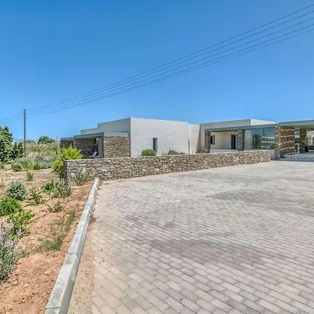 Xifara - Seafront Villa Santa Maria (Paros)