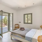 Pop - A Family-friendly Ambience By The Sea Villa