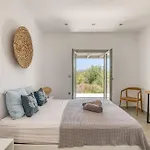 Pop - A Family-friendly Ambience By The Sea Villa *