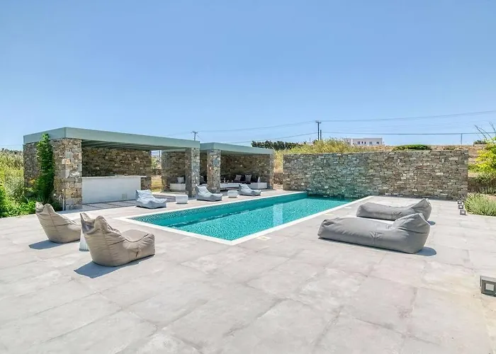 Villa Xifara - Seafront Santa Maria (Paros)